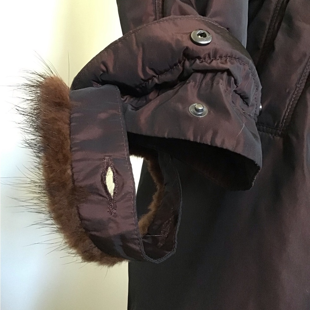 JUNGE COAT WITH MINK TRIM - Picture 7 of 16
